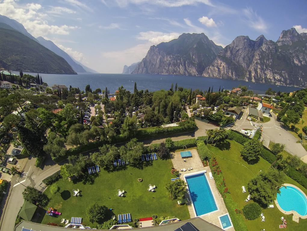 Residence Toblini Torbole Sul Garda Екстер'єр фото