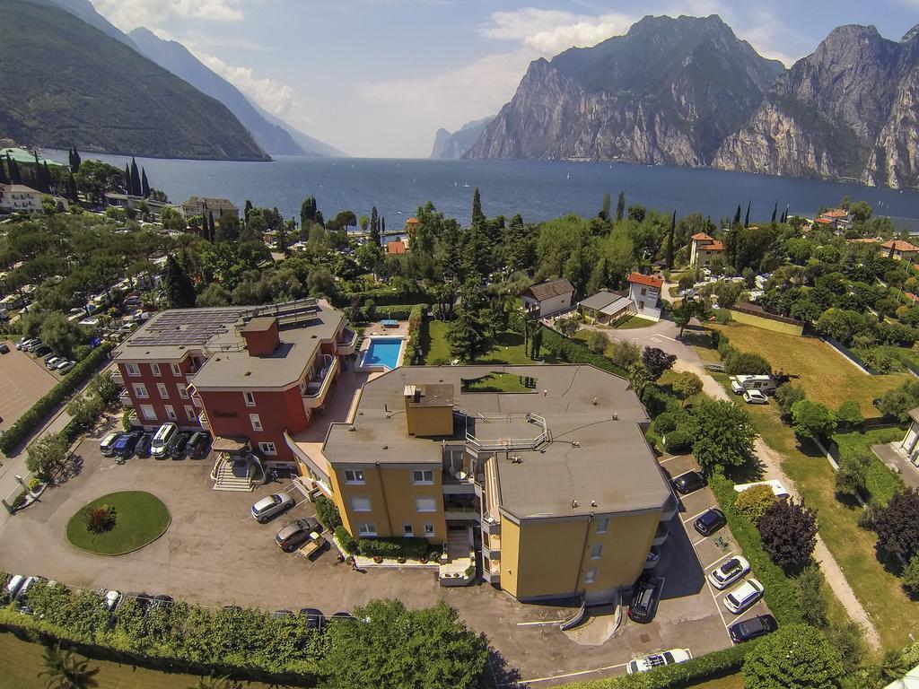 Residence Toblini Torbole Sul Garda Екстер'єр фото