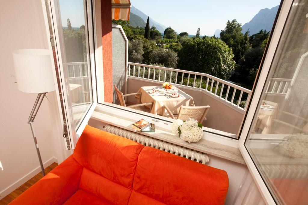 Residence Toblini Torbole Sul Garda Екстер'єр фото